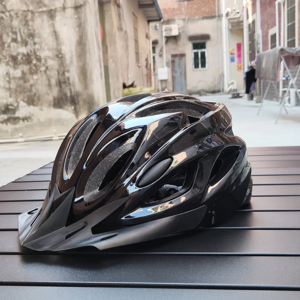 SafoSpidex 200g Professional Road & Trail Cycling Helmet