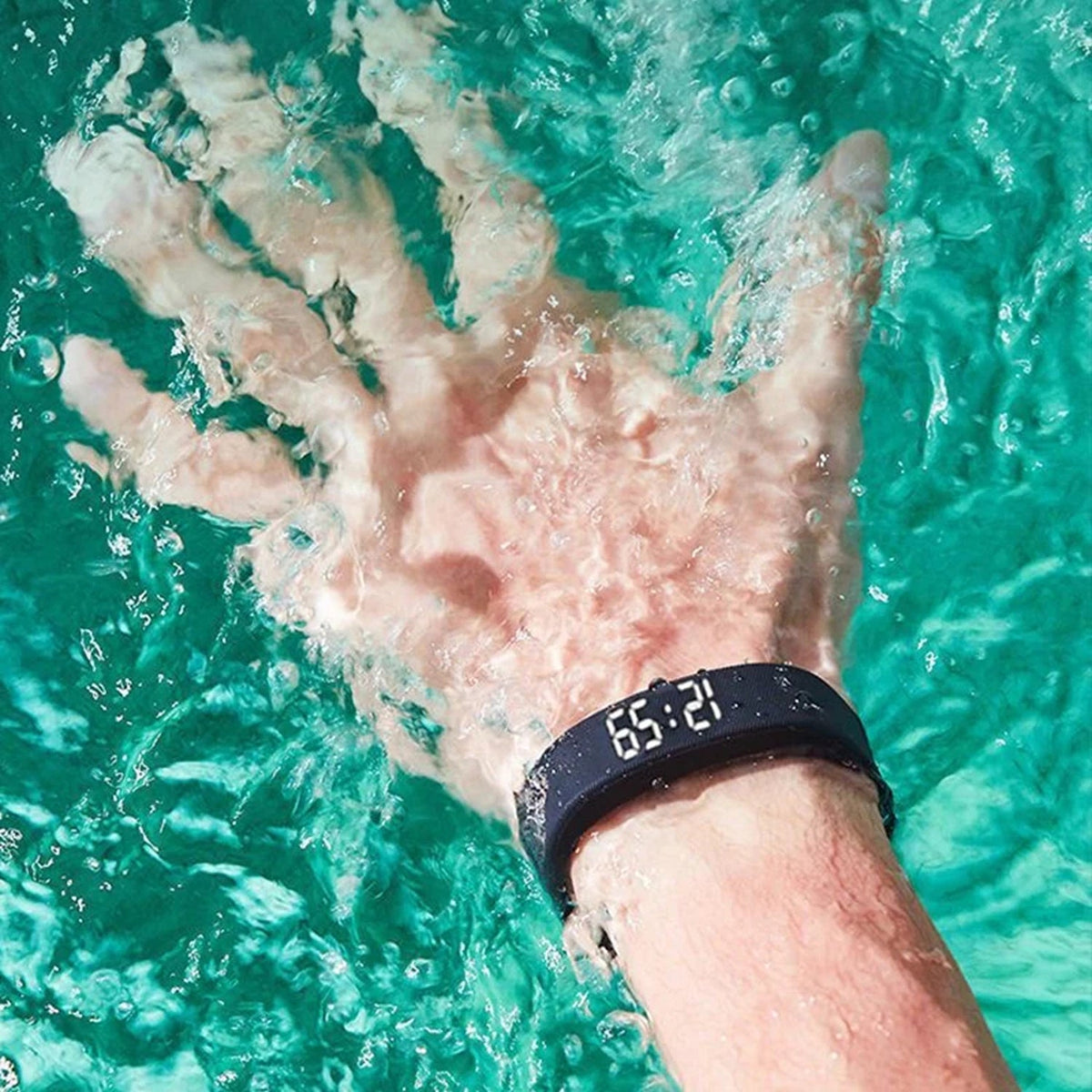 FlickoWake Vibration Alarm Wristband with 3D Pedometer